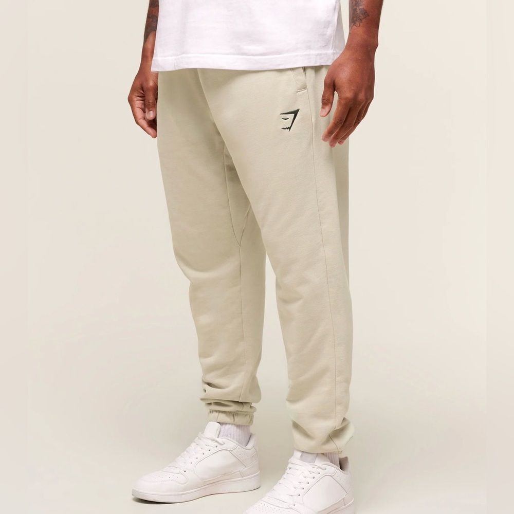 Gymshark Essential Oversized Joggers Grey Medium NWT IN PACKAGE
